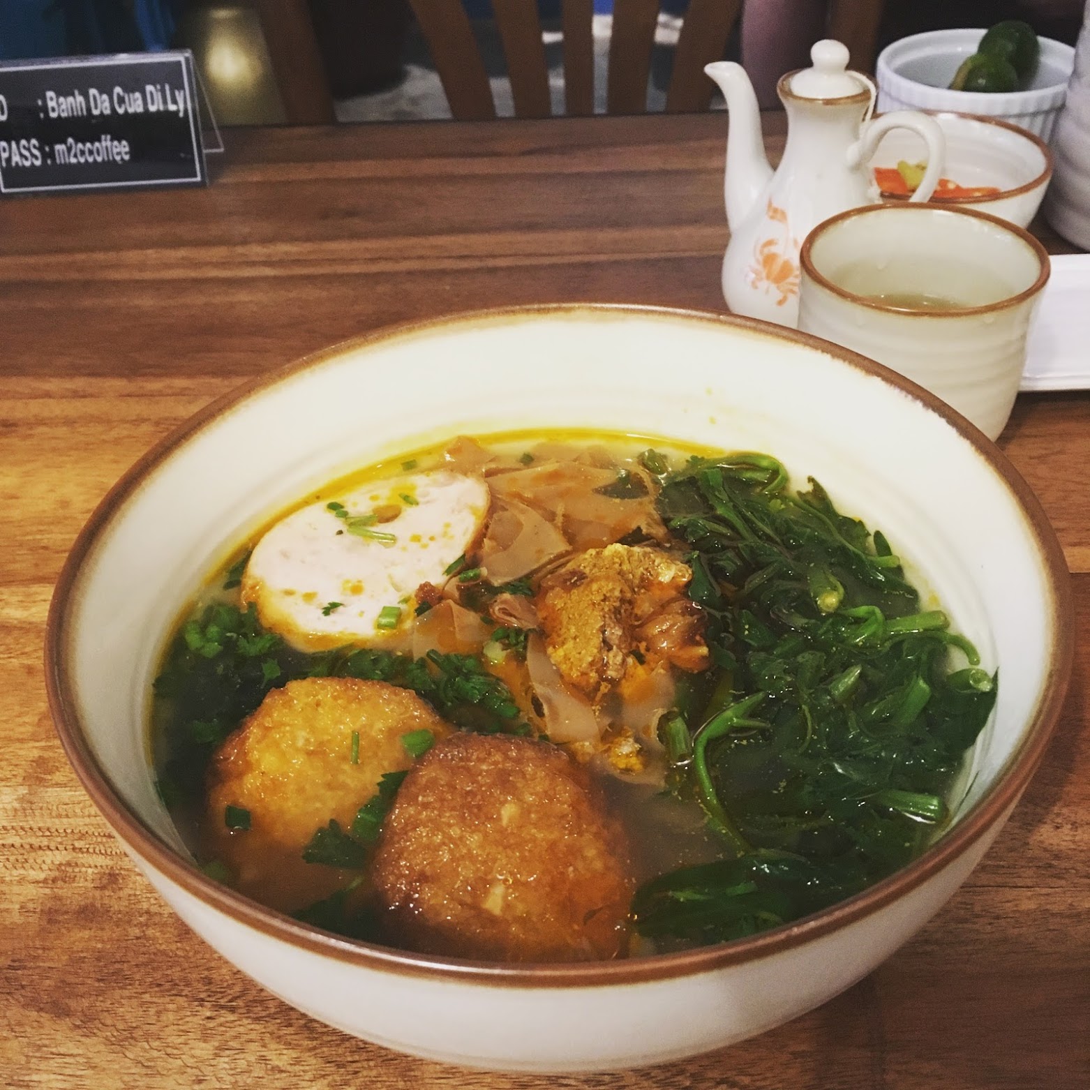 ベトナム料理 | BÁNH ĐA CUA