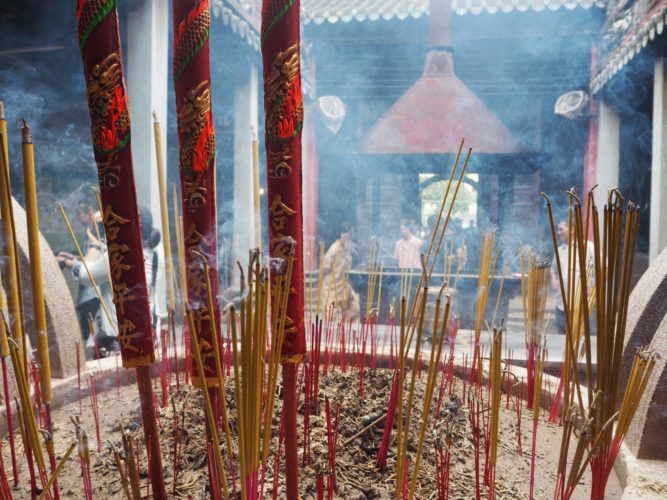 ベトナムホーチミンの中華街、チョロン区　寺院　天后廟